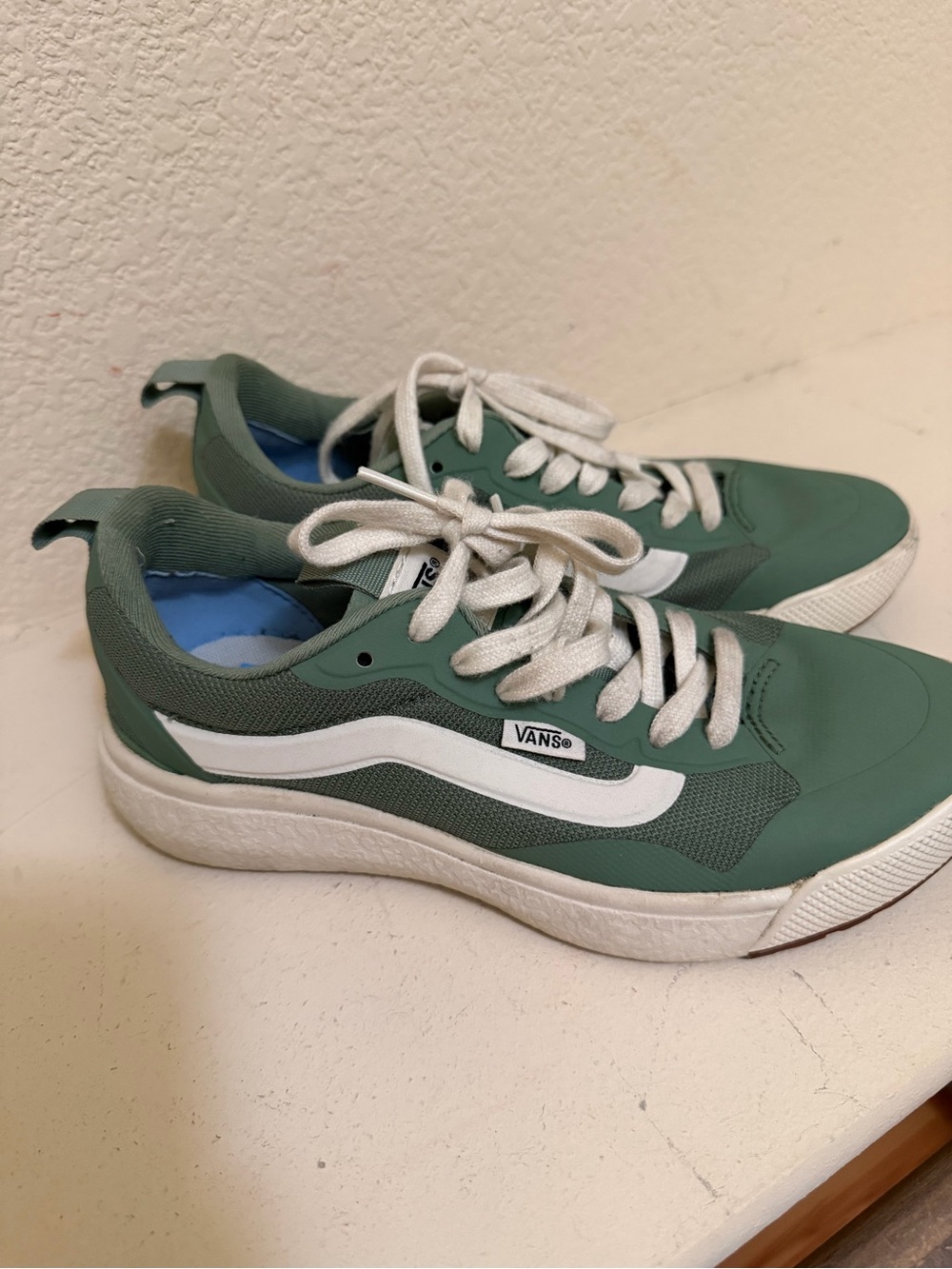 Vans Green Low-Top Sneakers with White Side Stripe